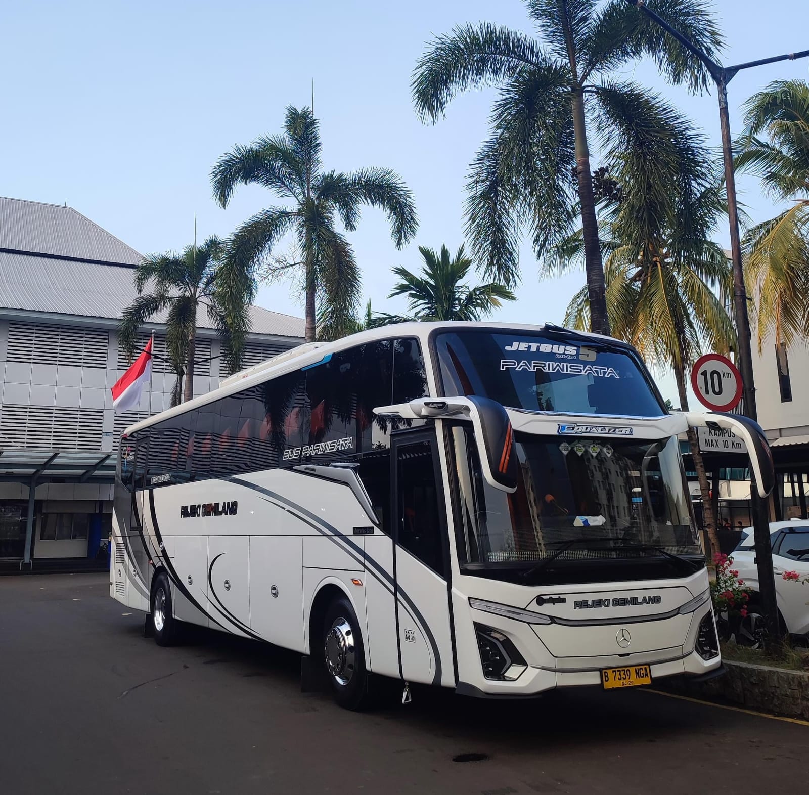 Sewa Bus Jakarta dan Bekasi untuk Berbagai Kebutuhan
